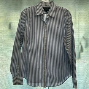 Women’s Ralph Lauren Button Up Size Large